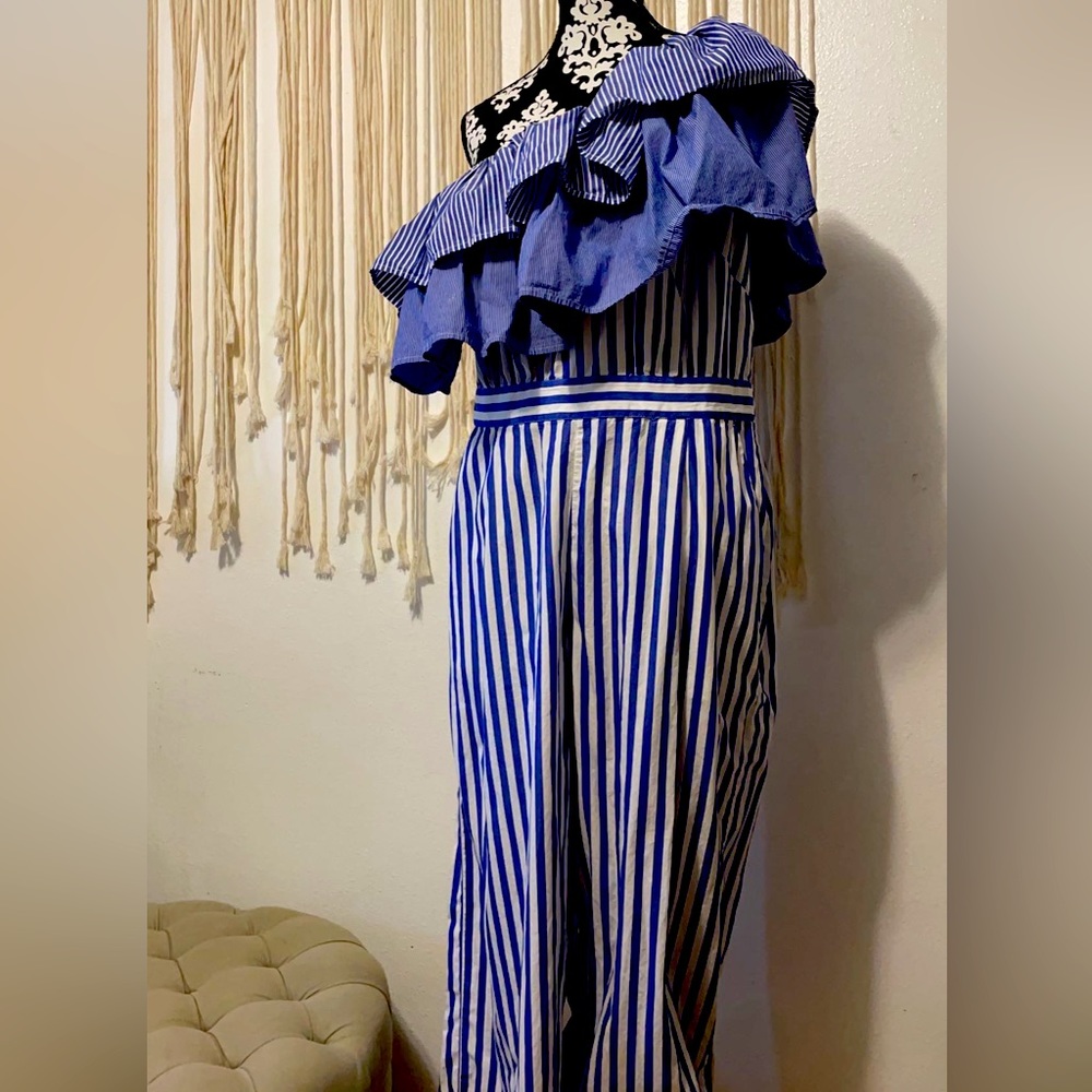 Jumpsuit, one shoulder elegant piece for your spring events and social events